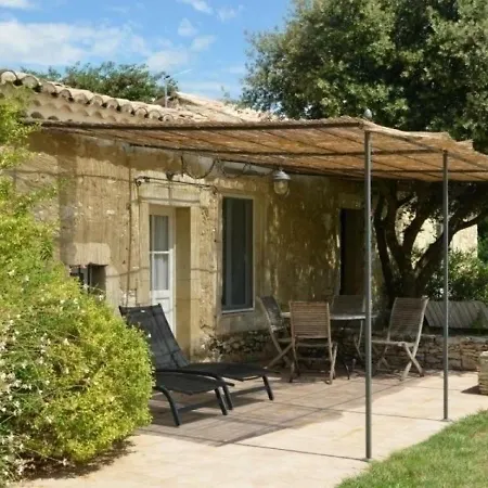 House Le Jarrus Hébergement de vacances La Garde-Adhémar