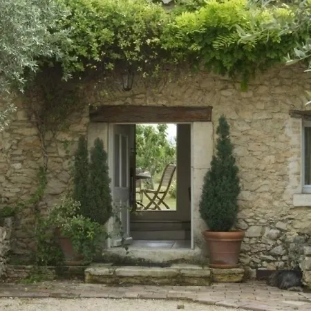 House Le Jarrus Hébergement de vacances La Garde-Adhémar