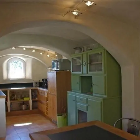 House Le Jarrus *
